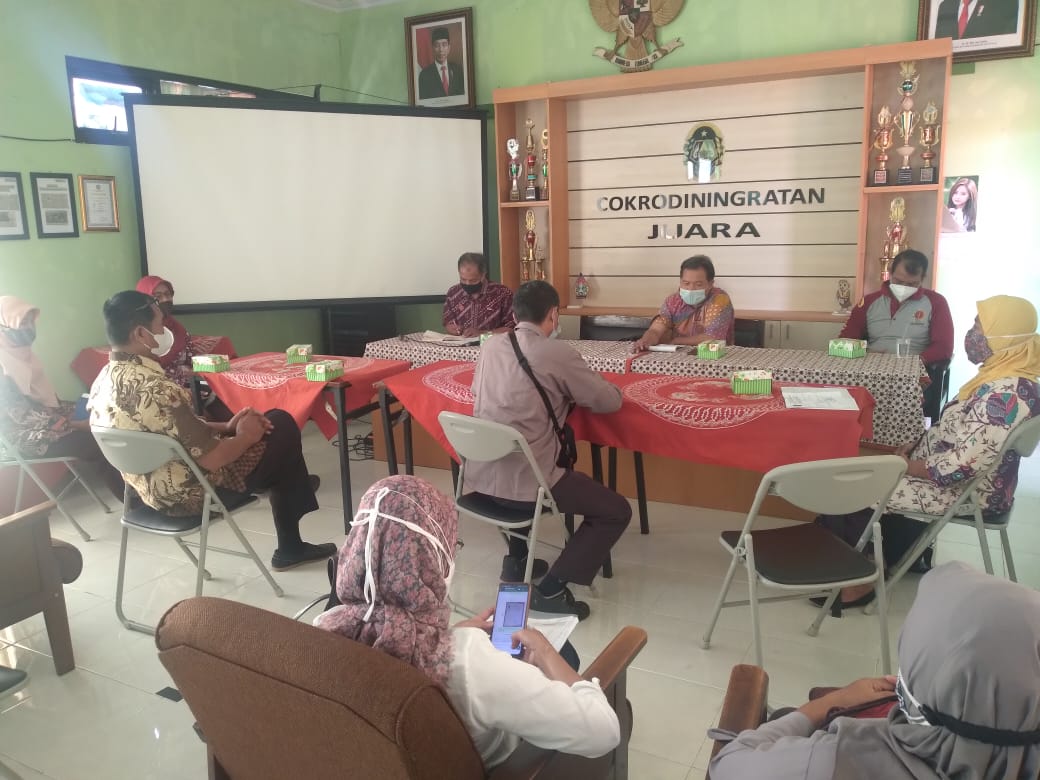 Perkuat PPKM Mikro di Kelurahan Cokrodiningratan