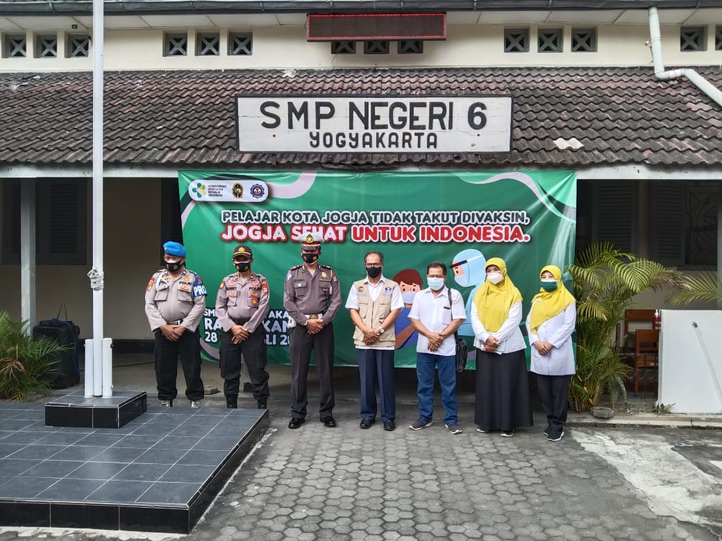 Vaksinasi Untuk Pelajar Kota Yogyakarta