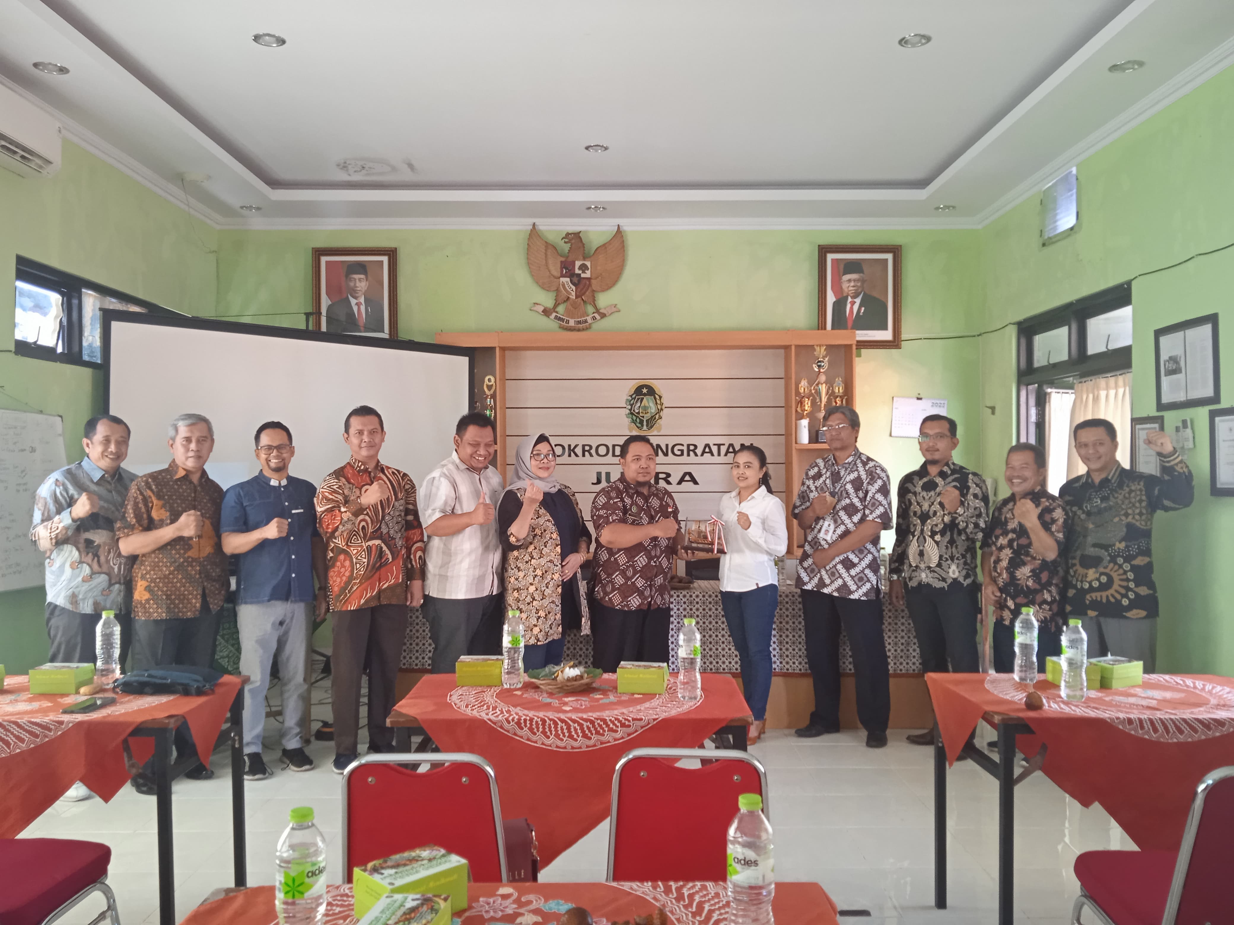 Kunjungan Kerja Komisi 3 DPRD Kota Mojokerto Di Kelurahan Cokrodiningratan