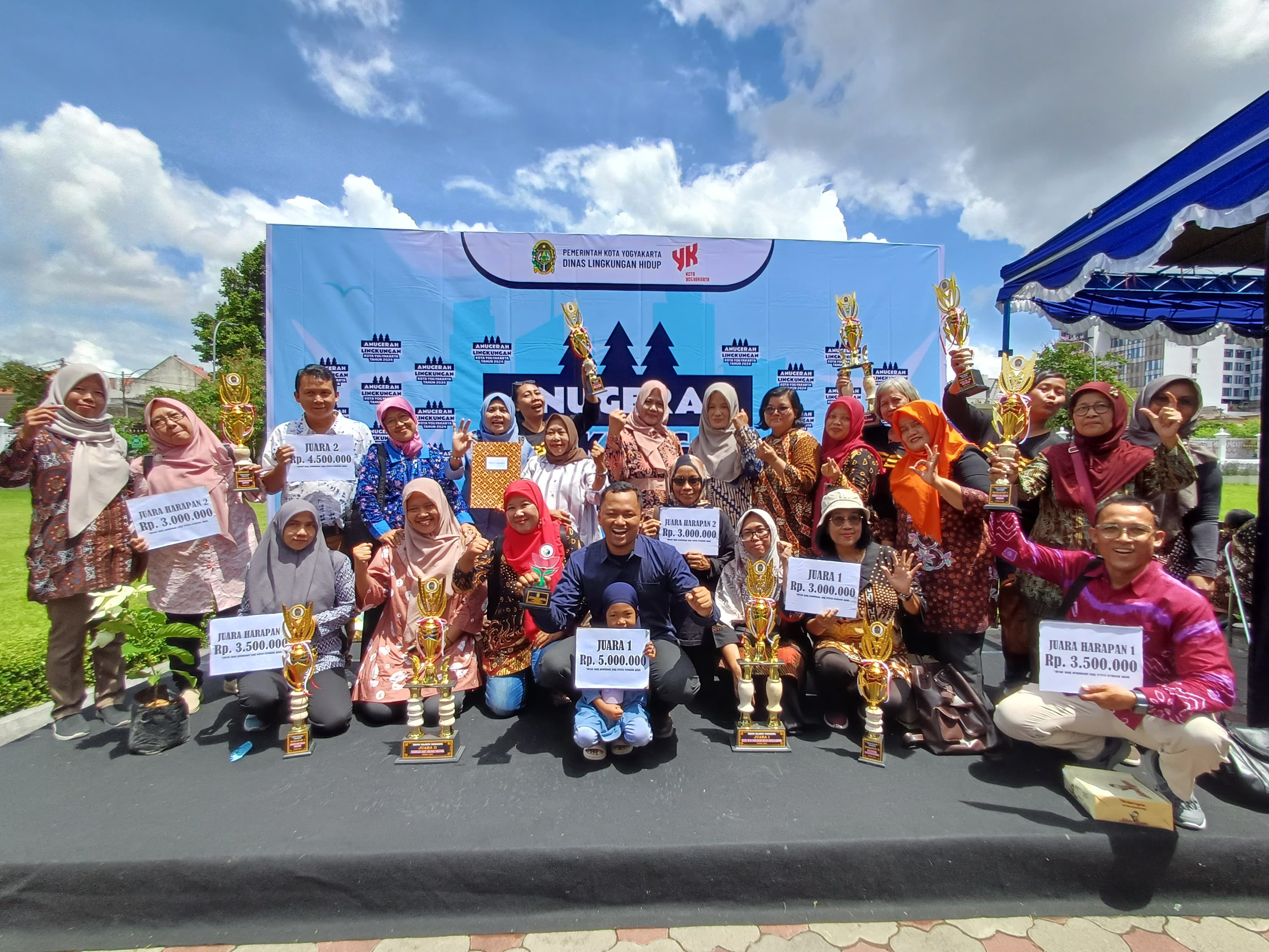 COKRO JUARA! 3 Kampung di Cokrodiningratan Dulang Prestasi di Anugerah Lingkungan Hidup Kota Yogyakarta 2024